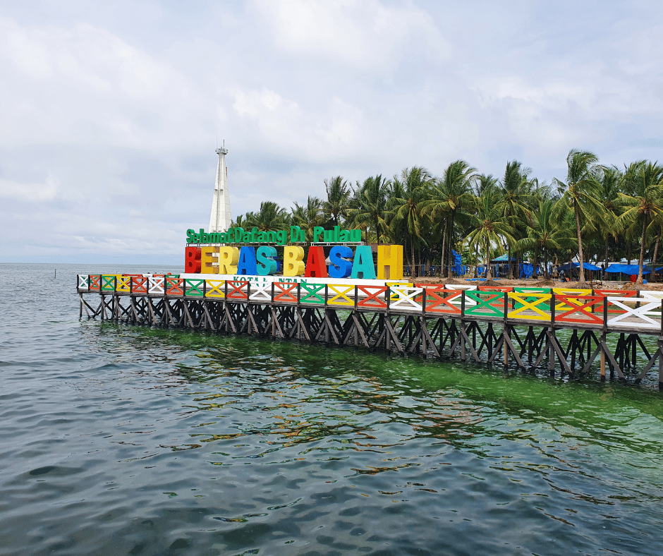  Pulau Beras Basah